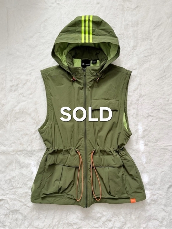 IVY PARK Other - Adidas x Ivy Park | Park Trail Vest, Green | Unisex M